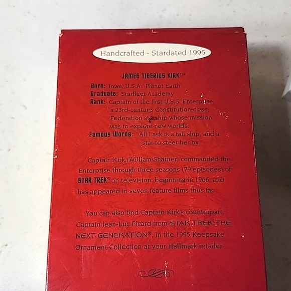 Captain Kirk. STAR TREK  Vintage Hallmark Keepsake Ornament 1995 - Picture 9 of 11